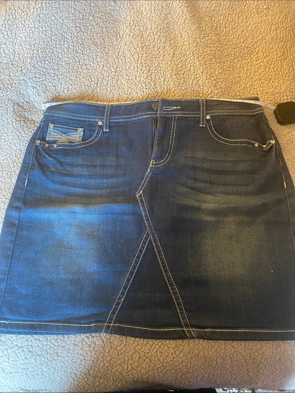 Earl Jeans Dark Indigo Denim Mini Skirt with Contrast Stitching. 36” Waist